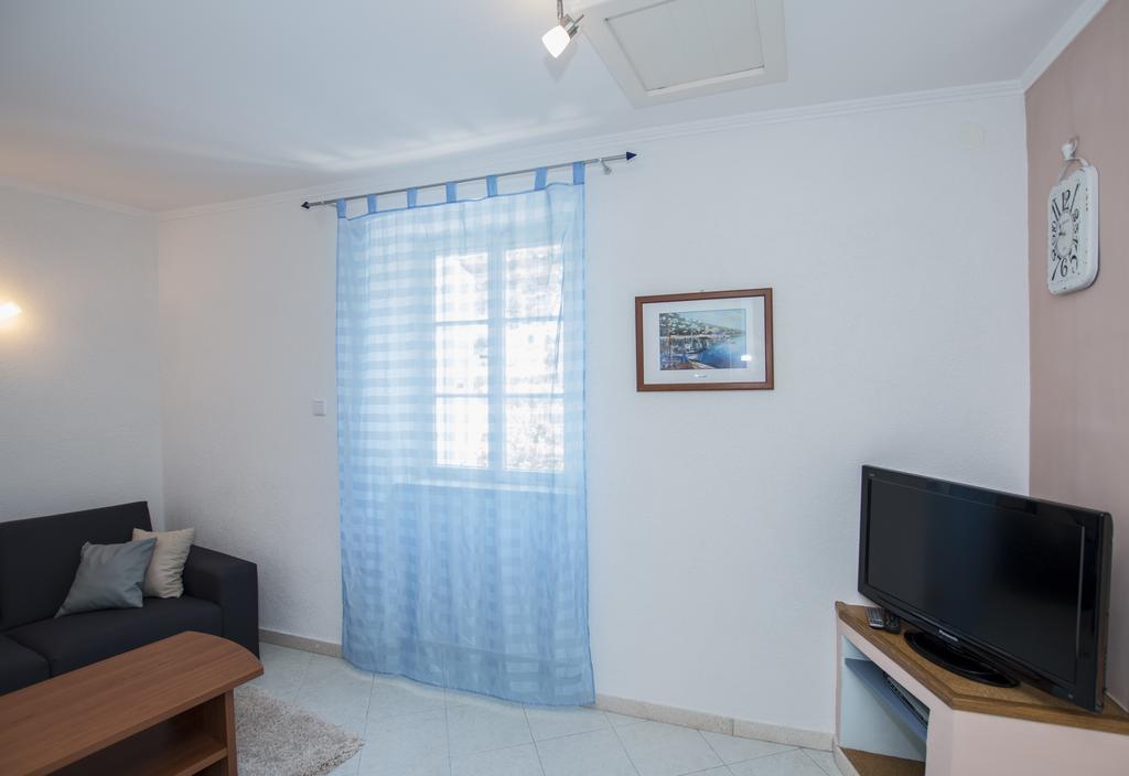 Radovcic Apartments And Rooms Trsteno Exterior photo